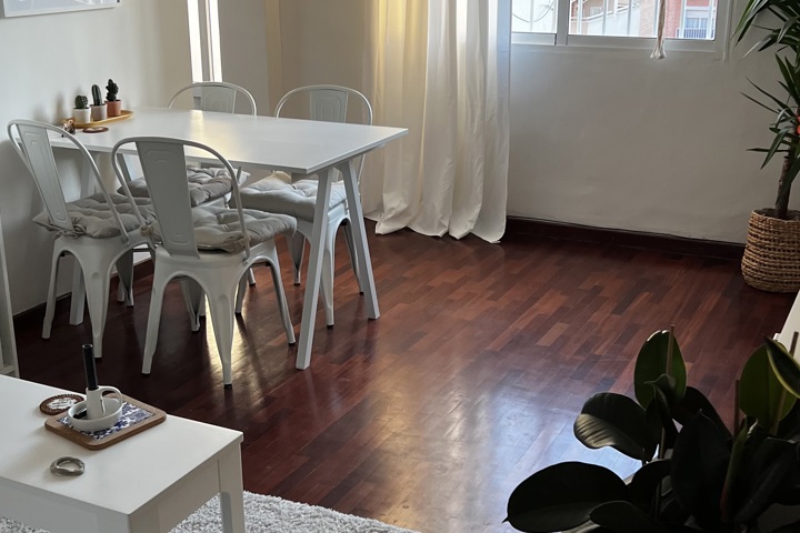 Cozy flat for solo traveler or couple - 1
