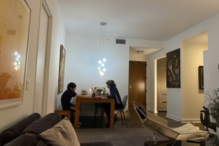 Luxury new apartments building with high ceiling - 4