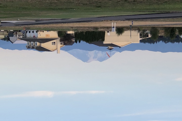 Flying is in your backyard with mountain views - 1