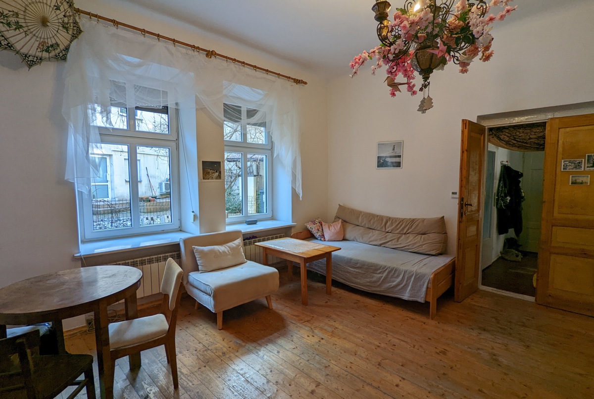 Ground floor studio flat in the heart of Kraków.
