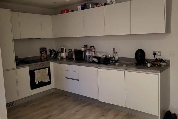 2 bedroom apartment in Kenley - 30 mins to London - 3