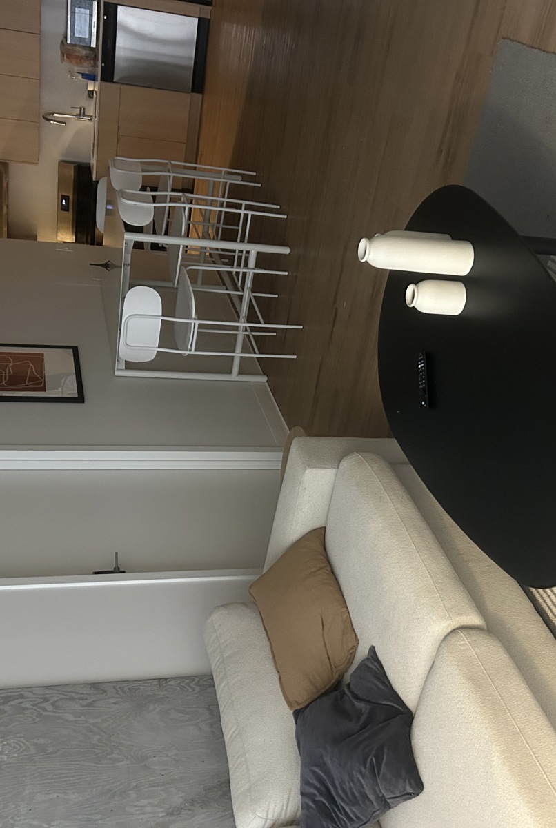 4b 4br south loop
