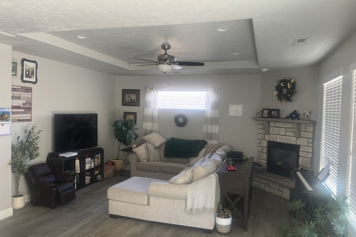 One level home base set for your desert adventure. - 4
