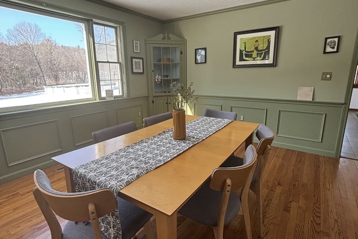 Large country home with pool and 5 bedrooms - 5