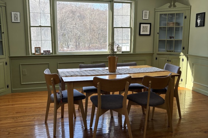 Large country home with pool and 5 bedrooms - 4