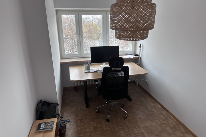 Cozy Apartment in the Greenest Warsaw District - 3