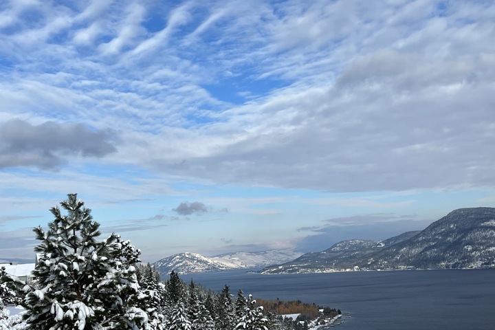 Lake Okanagan Cottage in Kelowna, B.C, Canada - 21