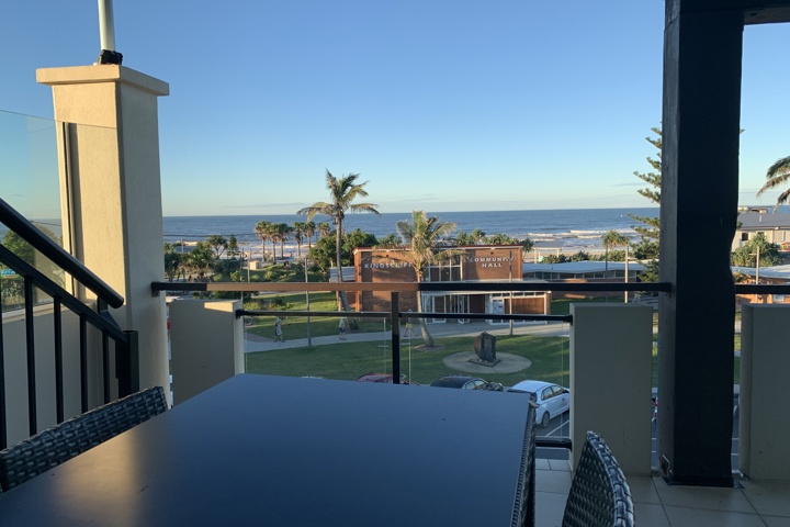 Kingscliff Beach Front Apartment with Rooftop Spa - 1