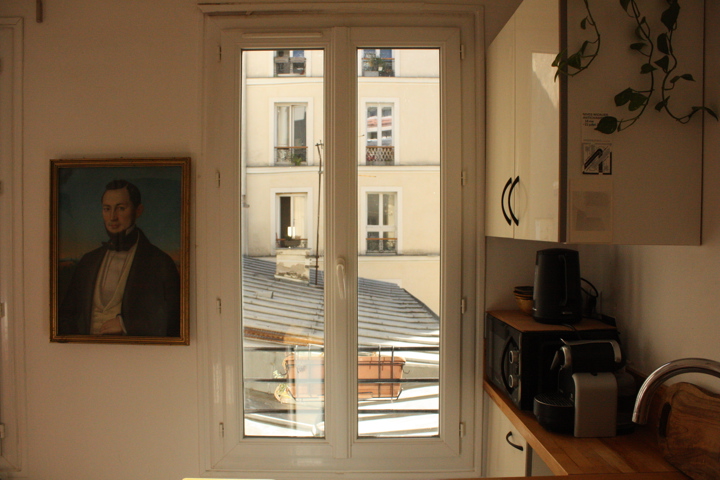 Bright Paris apartment with rooftop views - 2