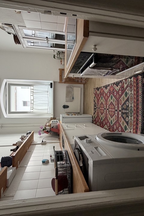 Stylish Berlin Altbau with Mezzanine - 2