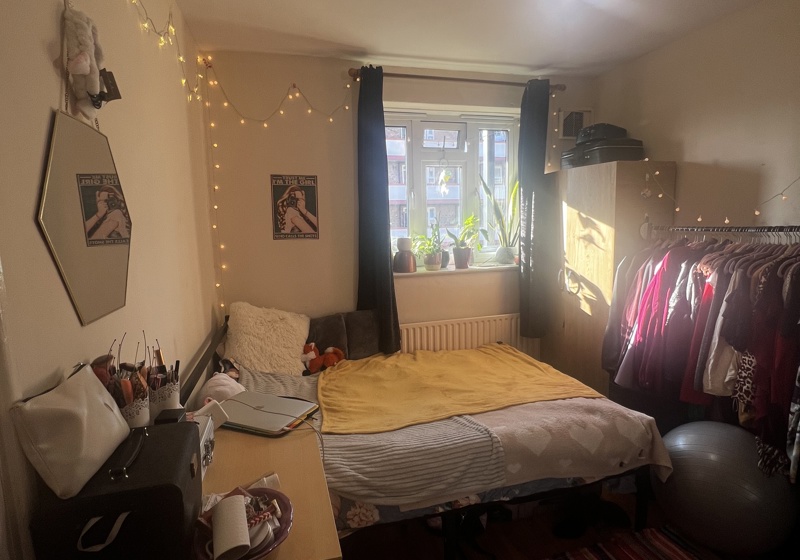 home swap in London, England