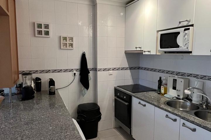 Apartment close to the beach and Lisbon center - 3