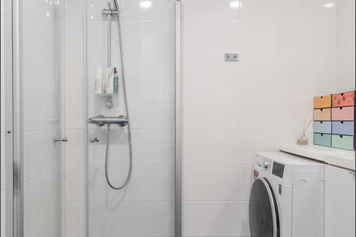 Bright Apartment Just 22 Minutes from City Center - 6