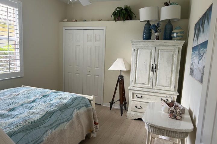 Lush sanctuary with pool & pond near epic beaches - 4