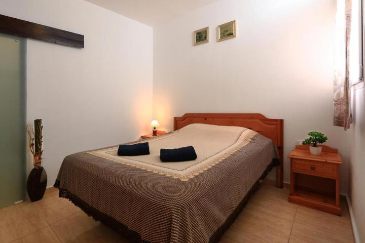 Ensuite Apartment with Patio Area - 4