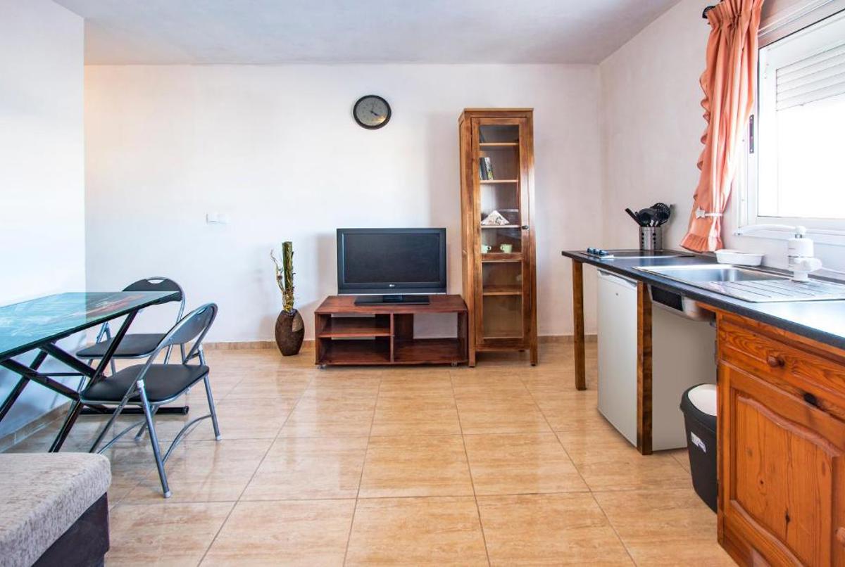 Ensuite Apartment with Patio Area