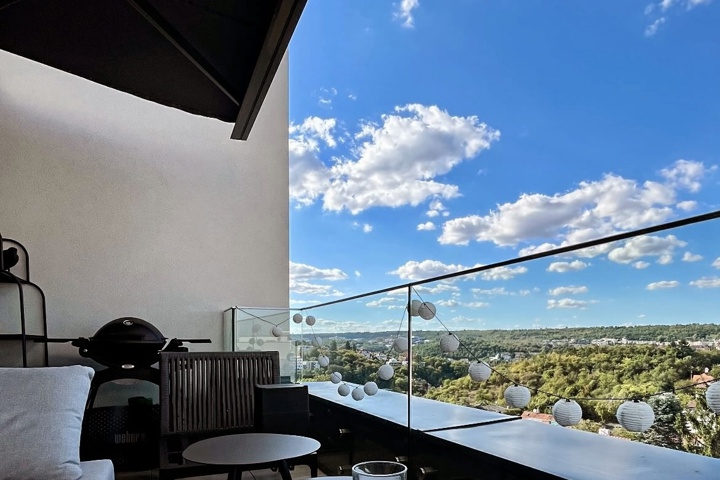 Centred apartment with the best view of the city - 6