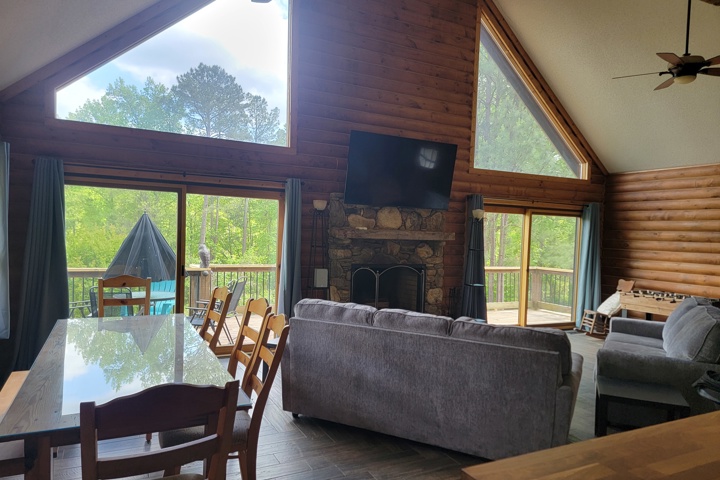 Log Cabin by lake - 1