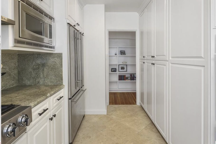 Spanish Charmer in hippest LA neighborhood - 5