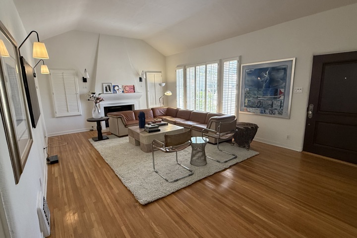 Spanish Charmer in hippest LA neighborhood - 1