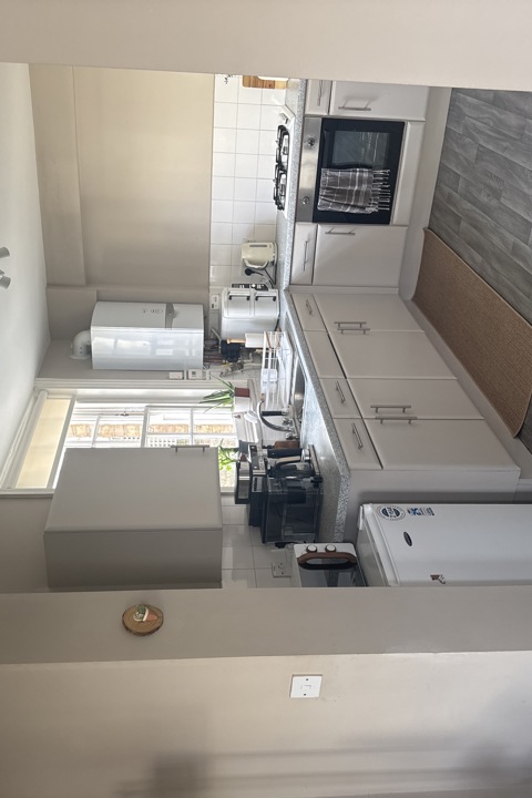 Chic 2BR Flat (1Br + Office) in Notting Hill - 1