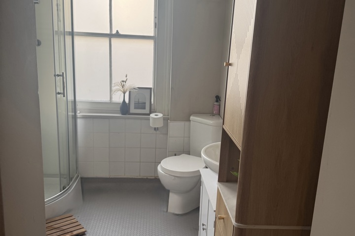 Chic 2BR Flat (1Br + Office) in Notting Hill - 6