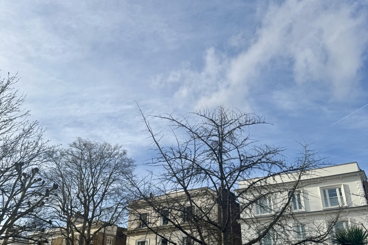 Chic 2BR Flat (1Br + Office) in Notting Hill - 9