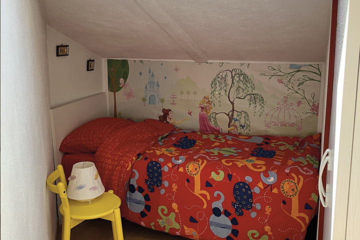 AlpNest apartment balcony & mountain view - 10