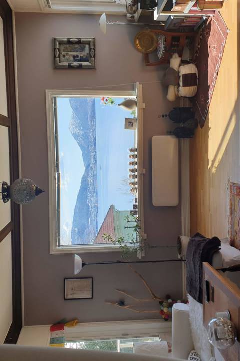 Charming hillside apt. close to city center - 3