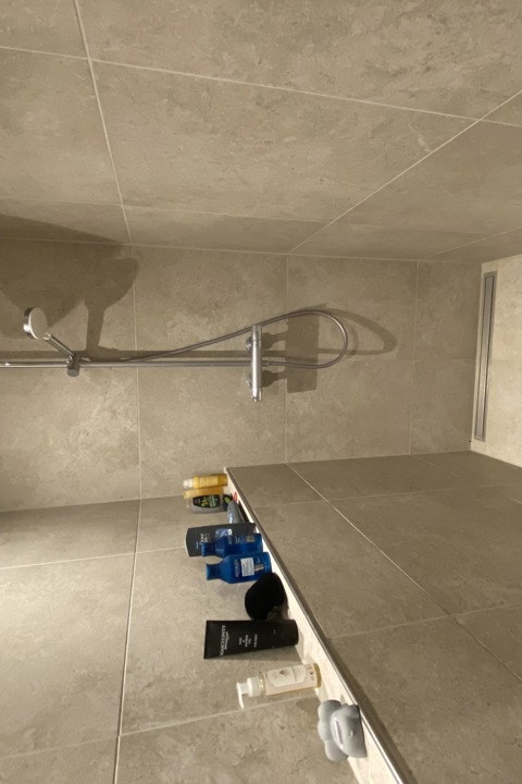 New built home, room for 6, but only beds for 4 - 11