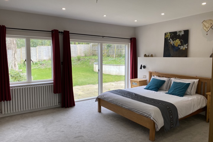 Large, Modern and Stylish - 19