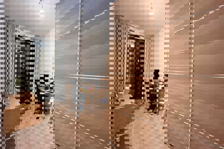 2-Bedroom Apartment with Office & Balcony - 2