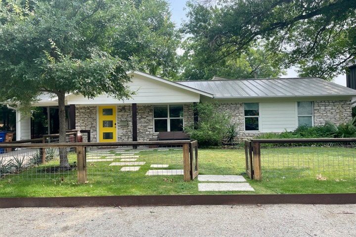 Austin Bungalow - 6