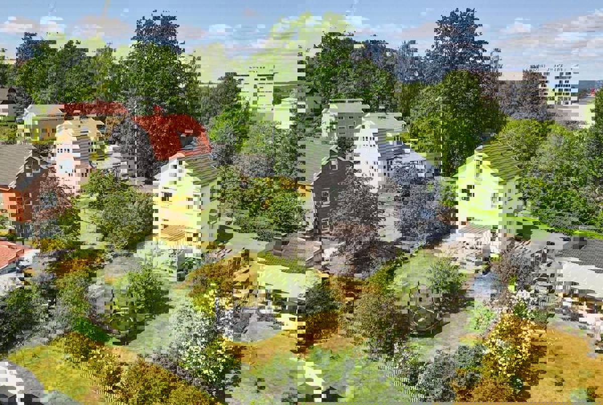 Renovated Gem in Historic Huskvarna!