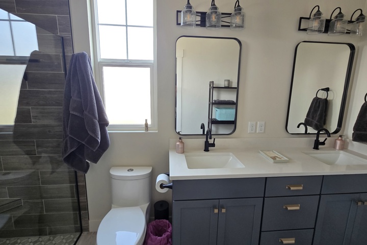 Brand-new 4-bed, 3-bath luxury home in Colorado - 15