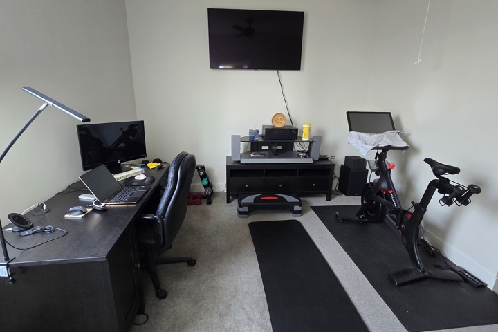 Brand-new 4-bed, 3-bath luxury home in Colorado - 16