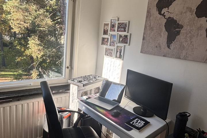 Bright & Spacious 1BR Apartment in Stockholm - 2