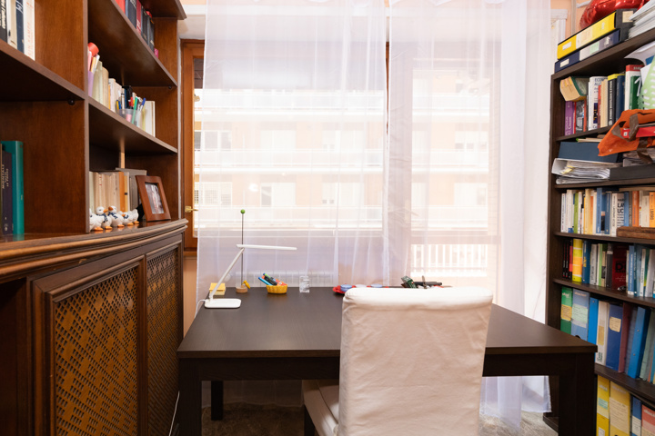 Historic Rome Apartment: 3 Bedrooms, Jacuzzi - 3