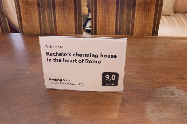 Historic Rome Apartment: 3 Bedrooms, Jacuzzi - 26