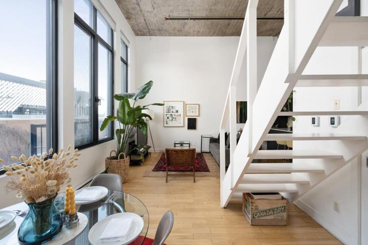 Industrial loft in Montréal, close from everything - 4