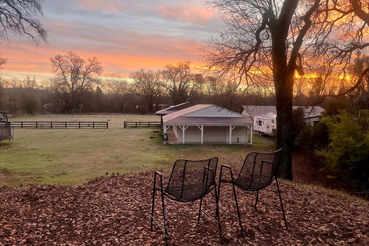 Country House on 3 Acres with Creek - 5