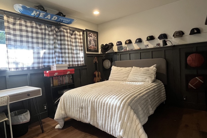 Country House on 3 Acres with Creek - 11