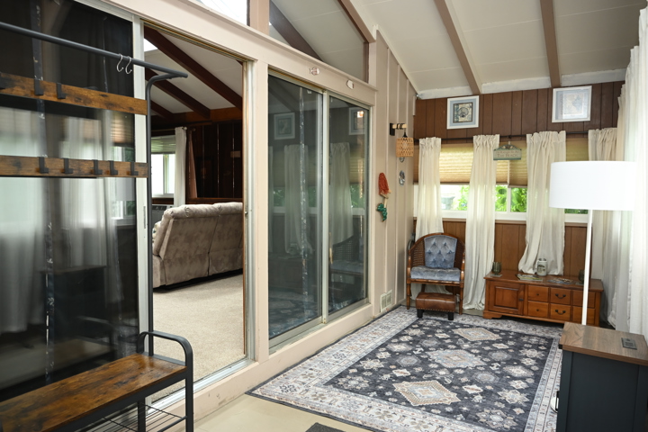 Cozy Home near Lake Erie and Ohio Wine country - 7