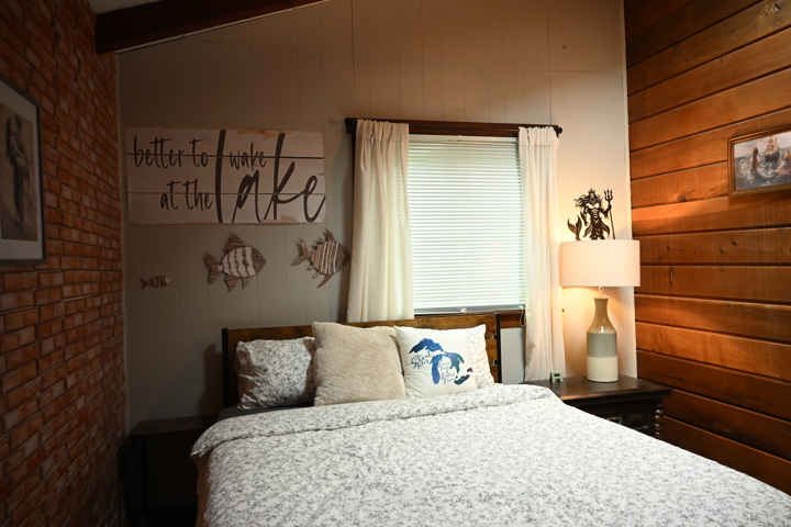 Cozy Home near Lake Erie and Ohio Wine country - 10