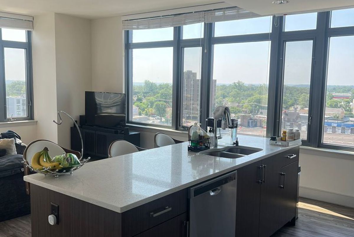 City View Retreat w/ Balcony in Silver Spring Area