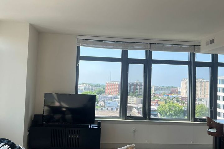 City View Retreat w/ Balcony in Silver Spring Area - 4