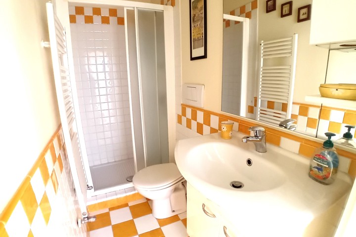 Beautiful flat walking distance Lucca centre - 7