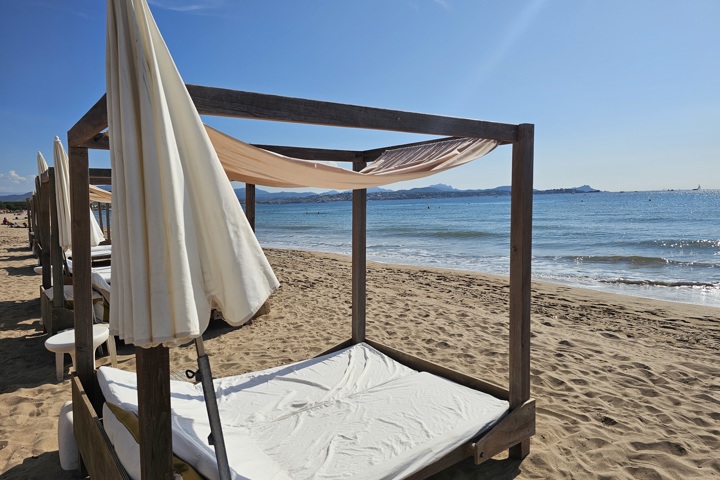 échange appartement standing 57m2 st raphael var - 16