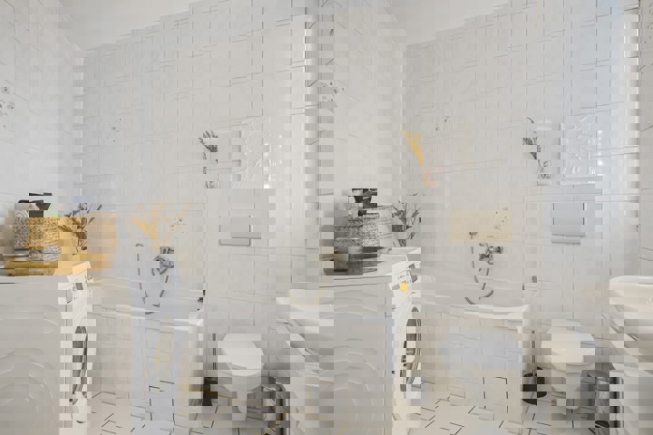 Spacious Rooftop Apartment- Berlin Mitte - 10