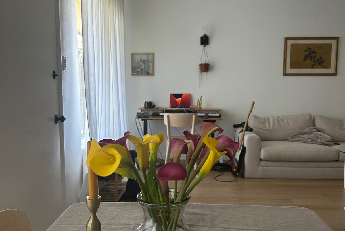 Sunny Cozy LA Home